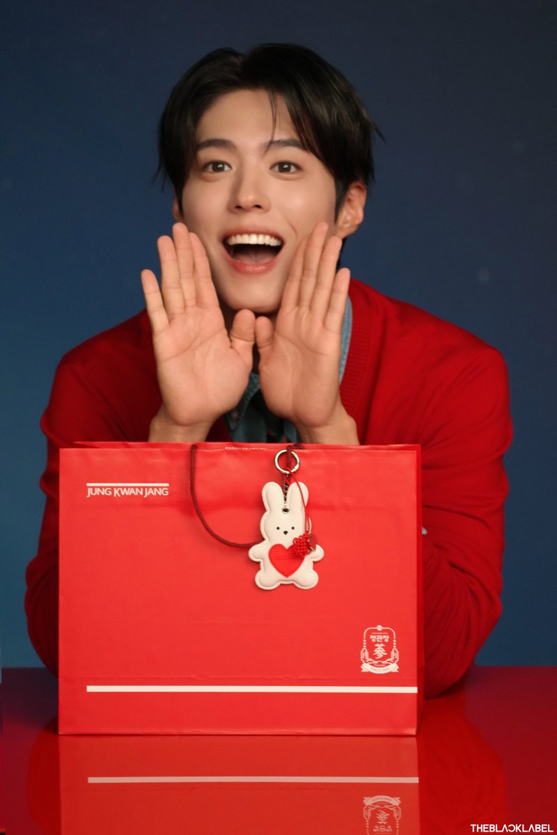 bokgom616's tweet photo. 머야 토깽이야 https://t.co/qcIouyOSs0