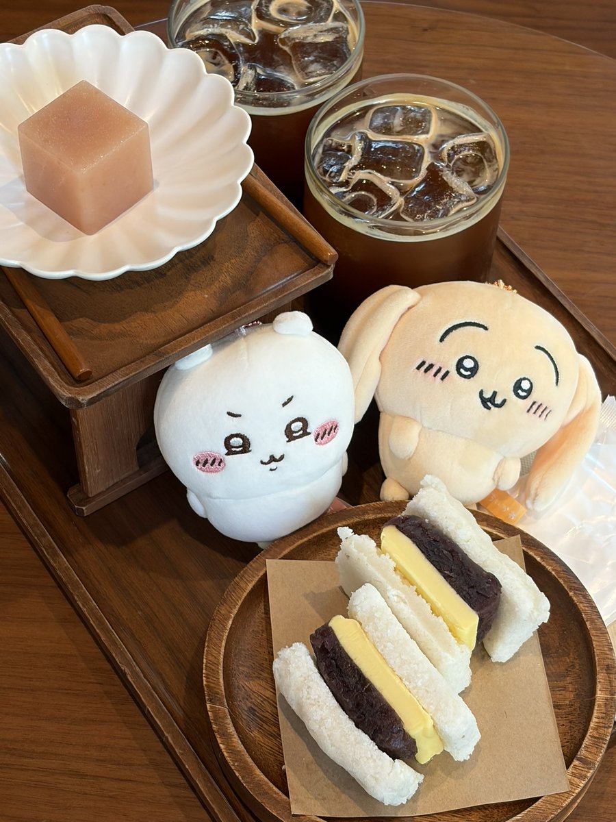 hamdongibap's tweet photo. 앙버터 백설기 복숭아 양갱 https://t.co/Ulcep6z5RA