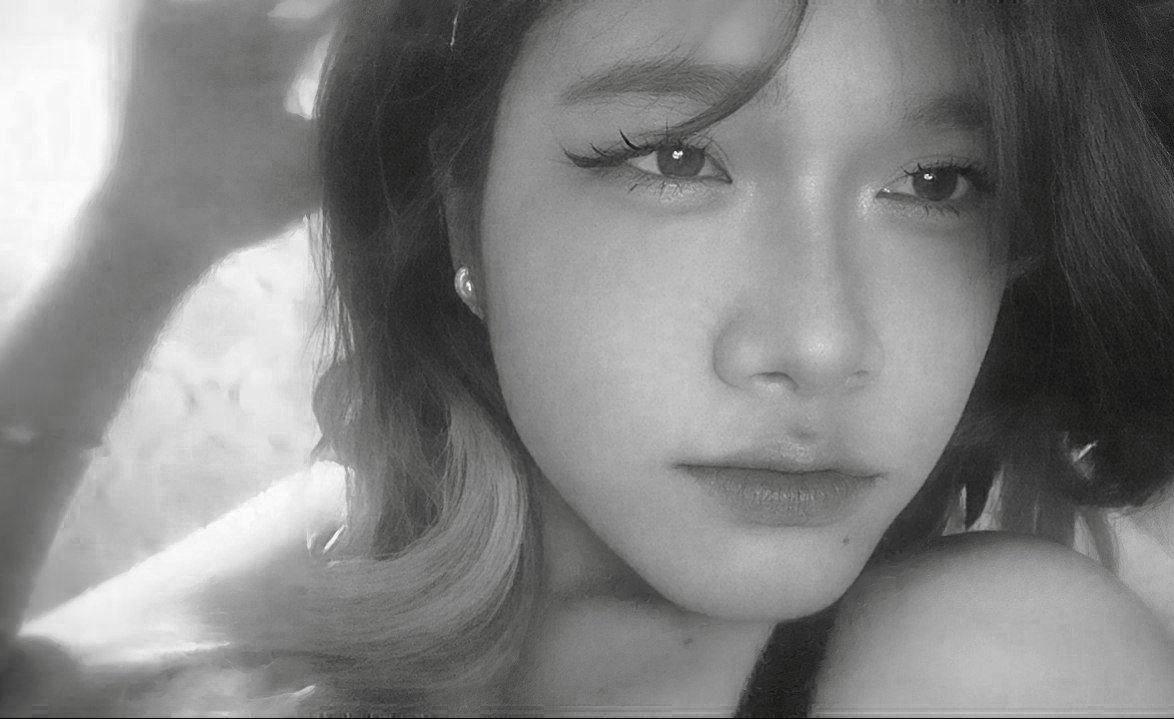 hiromislovee's tweet photo. 🖤🤍 https://t.co/jHkSyDZyVr