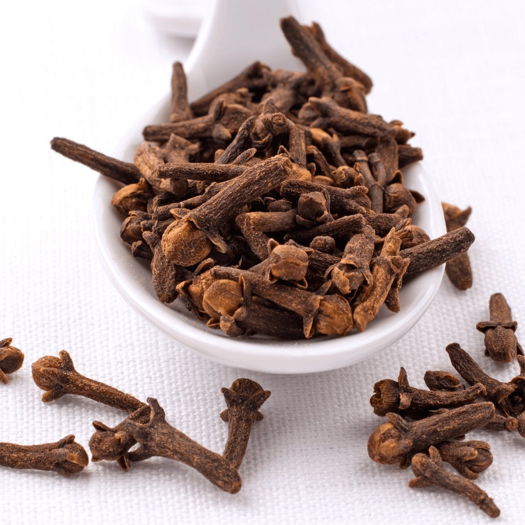 Prince_Fynnd's tweet photo. SEXUAL health benefits of Cloves for Men.

1. Prevents pre-mature ejaculation. 
2. Boost mobility and sperm count. 
3. Improves testosterone levels.
4. Increase libido.

Drink cloves water first thing in the morning. https://t.co/sqWJgatzOP