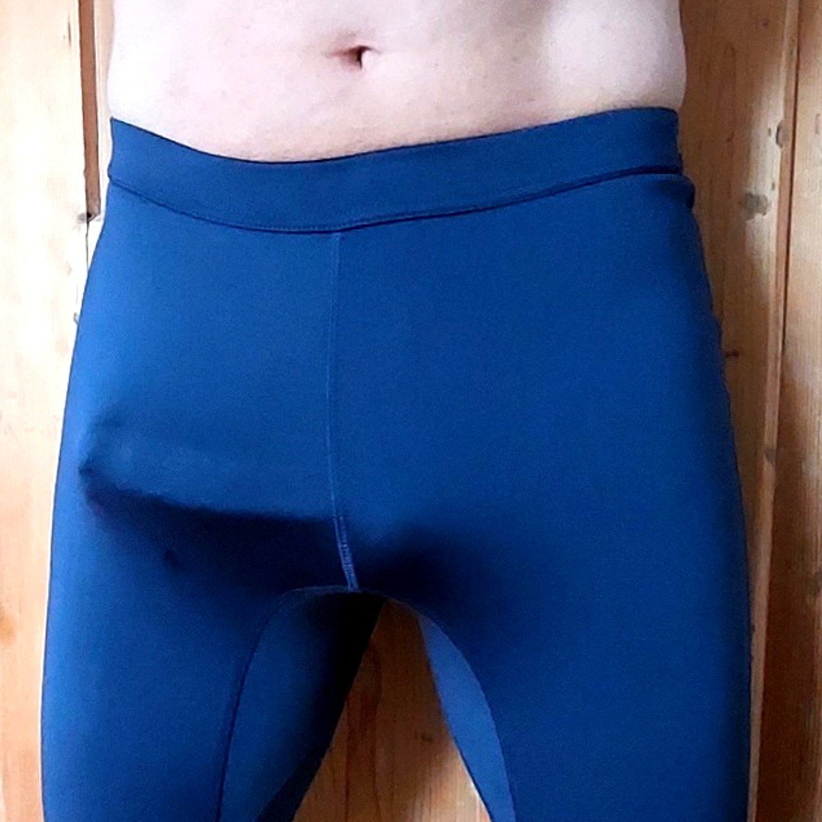 JoSecret69's tweet photo. Actually, I wanted to go to the gym, stay a little fit... Then I remembered your picture from yesterday.... And oops, something almost got in the way https://t.co/zfHPSmf0rJ