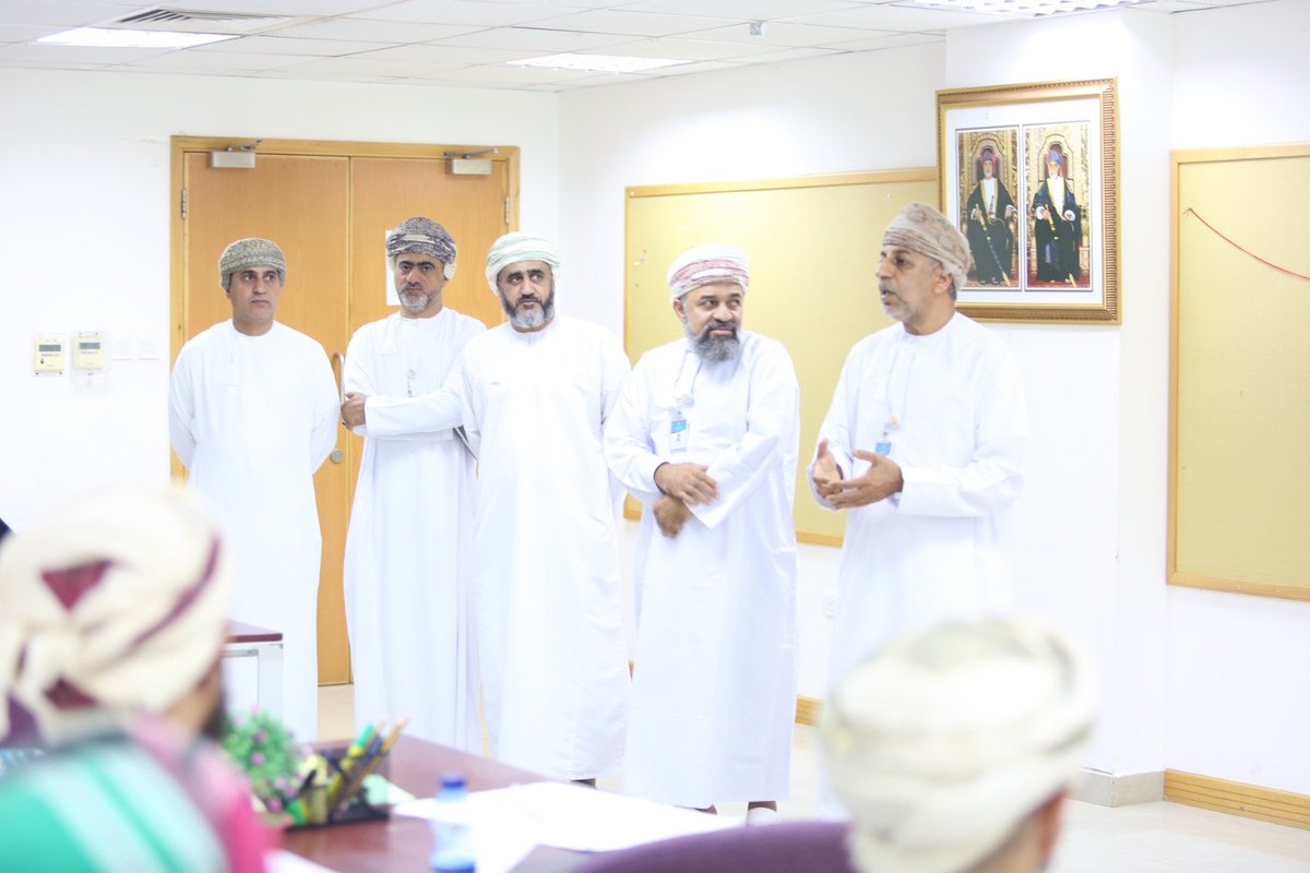 EduGovGDEE's tweet photo. وسط تفاعل مميز من المتدربين ودعم إداري من المديرية العامة للتقويم التربوي؛ انطلقت اليوم فعاليات البرنامج التدريبي "المفردات الرياضية: من التذكر إلى الاستدلال"، والذي ينفذه قسم تقويم تعلم الرياضيات بدائرة تقويم تعلم العلوم التطبيقية. https://t.co/qFa51fanTu