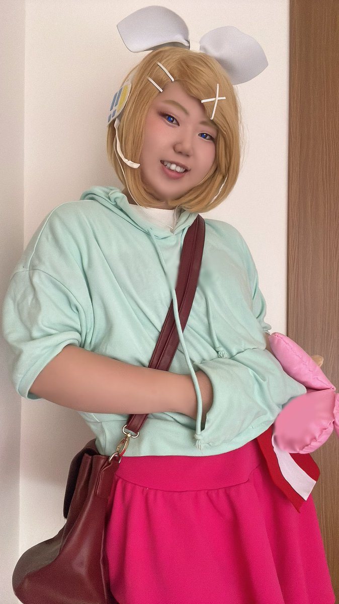 komoriyui152's tweet photo. 【cosplay】

メランコリック　鏡音リン　メランコリー

#コスプレ #cosplay #ボカロコスプレ #鏡音リンコスプレ #宅コス https://t.co/IYg2xnU3HE
