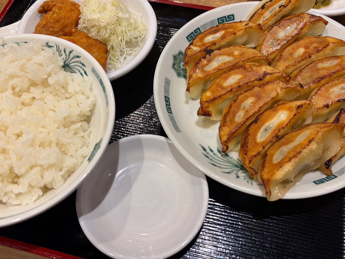32_s_9's tweet photo. 初の日高屋
もときの気持ちがやっと分かった笑 https://t.co/cul8BcLsTY