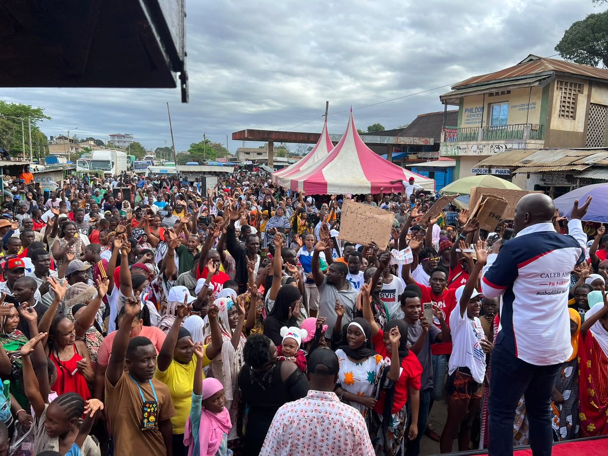 Honcalebamisi's tweet photo. Kwale ilikuwa mwecheche!

Wacha tuone chavakali na kisii kama mko PM party!

The renaissance plane is off the ground ! https://t.co/kTc1HCQq7y