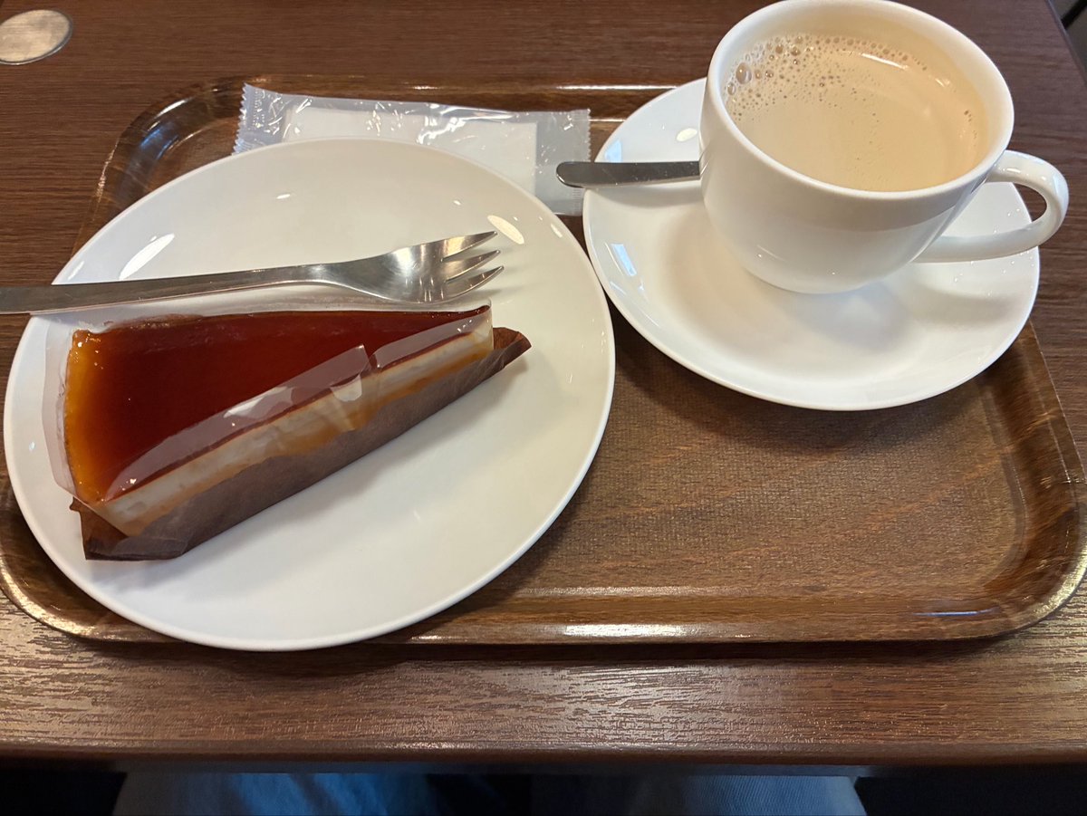 TMPK_Z's tweet photo. 血糖値スパイク確定コンボしてきました https://t.co/XUxTqDKAua