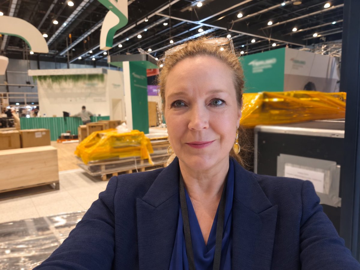 InterlinkedAB's tweet photo. It’s a wrap at #CIRSE2026! 
A few inspiring days discussing accidental nephrostomy catheter dislodgement and how ReLink Drain is designed to help address this challenge.
A special thank you to Alessandro Ugolini, Marco Zarelli &amp; the SEDA team for the valuable conversations! https://t.co/Rx5nMuGjkG