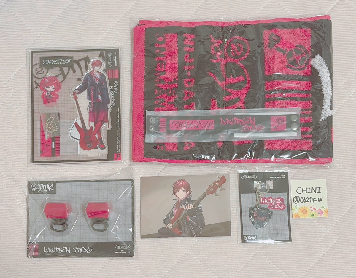 0621r_x's tweet photo. にじさんじ 交換 譲渡 買取
1st Mini Album No One アルバム 特典
2時だとか 1st LIVE グッズ
タオル アクスタ リングライト ピックキーホルダー ブロマイドセット ラババン

譲：画像

求：定価＋送料

ピックキーホルダーのみ単体譲渡不可。
検索からでもお気軽にお声掛けください。 https://t.co/DsXOvu5iWr