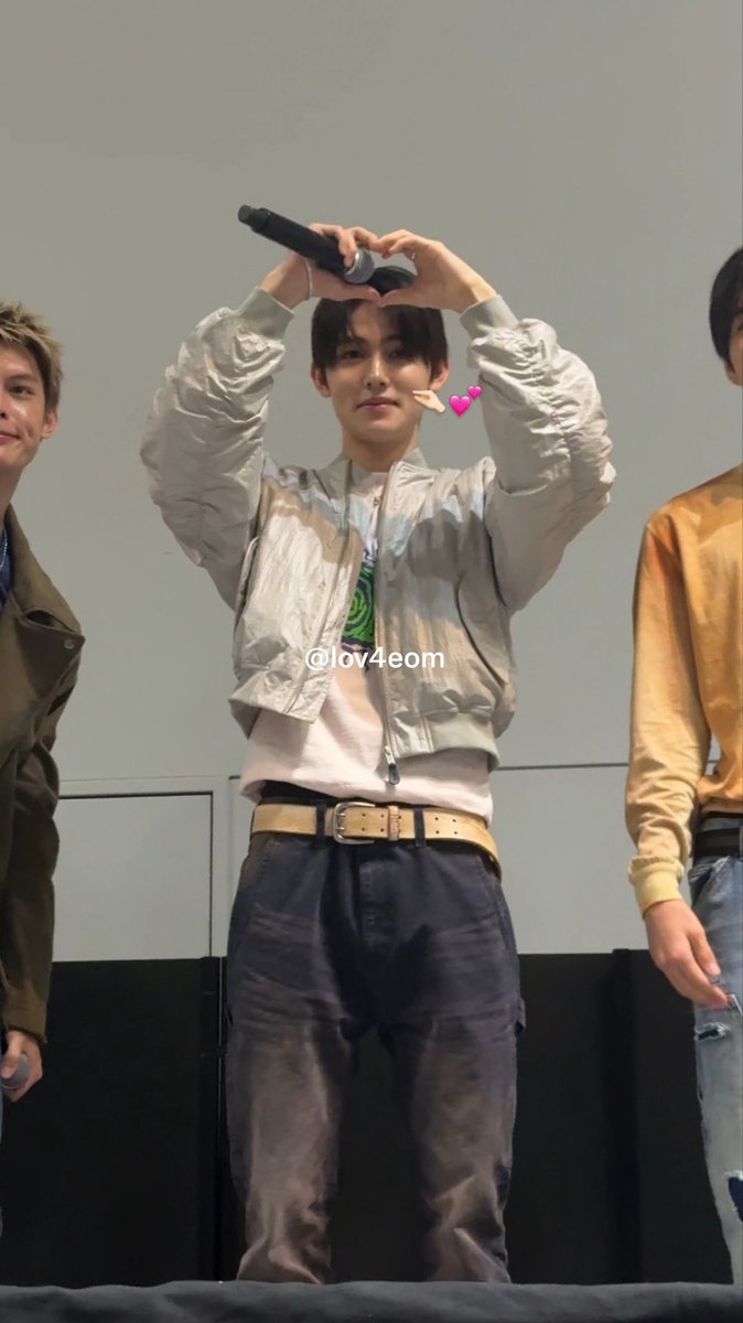 lov4eom's tweet photo. 260921❤️‍🩹 https://t.co/Ox6t1U5XJ7
