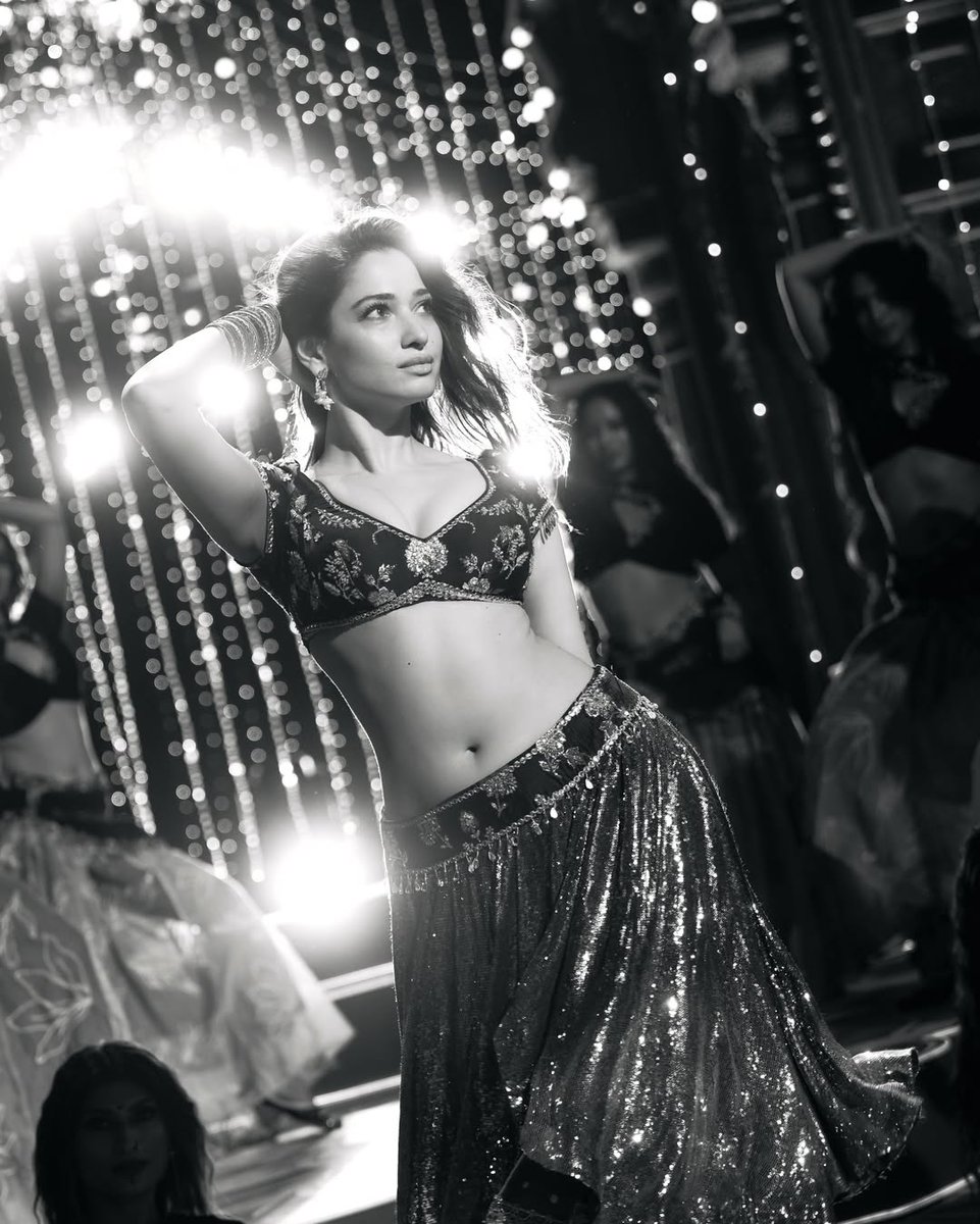 ffcinema_com's tweet photo. Here is Tamannah Bhatia.
#TamannahBhatia #GlamorousStyle #LuxuriousStyle #ffcinema
🎬 Stay updated with the latest from the world of cinema! https://t.co/m4SmJb0kby