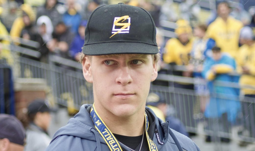 ZachLibby_'s tweet photo. “Definitely can see myself fitting in with those guys”

“I can’t wait to get back”

#Michigan recruiting targets who visited to see the win over UTEP dive deep on their experience. #GoBlue

🔗: https://t.co/VQWdE4qKOs https://t.co/Mb134RN2Z3