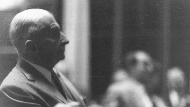 sfliberty's tweet photo. "Socialism is not an alternative to capitalism; it is an alternative to any system under which men can live as human beings." — Ludwig von Mises https://t.co/wWBt28FBVd