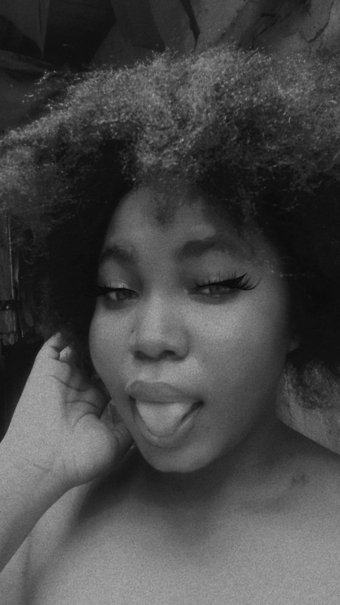 Goodness658580's tweet photo. I fine nah money remain 🙏🥰 https://t.co/DLBxDFxbxD