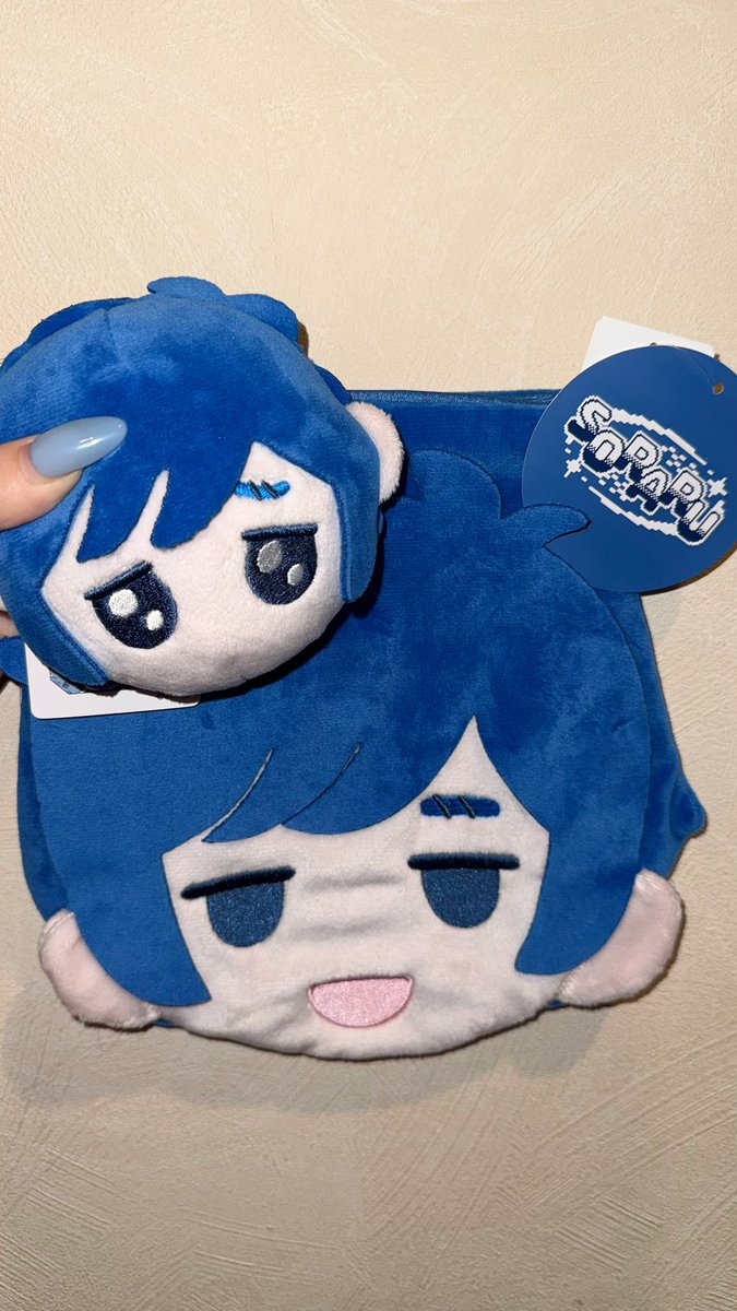 _nqlo4's tweet photo. 数億年ぶりにしまむら寄ったら可愛い
そらるさんいたのでお迎えしました💙🎶
蜜芋フラぺおいしかったから皆も飲んで😻 https://t.co/jq2CUtgaKY
