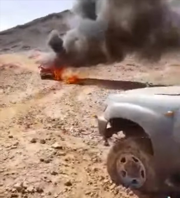 NPoFeedback's tweet photo. #ALGÉRIE | OPÉRATIONS DANS LE SUD  L’ANP intensifie ses opérations à Tamanrasset, Bordj Badji Mokhtar, In Salah et Illizi : plus de 580 personnes interpellées en deux semaines, avec plusieurs véhicules saisis ou détruits et d’importantes quantités de carburant, denrées https://t.co/lO0eqt82X1