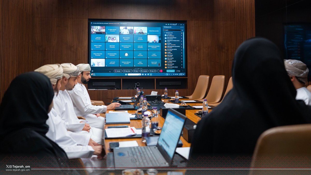 Tejarah_om's tweet photo. شاركت #سلطنة_عُمان ممثلةً بسعادة ابتسام بنت أحمد الفروجي -وكيلة الوزارة لترويج الاستثمار، في الاجتماع التحضيري السادس للجنة وكلاء الاستثمار بدول مجلس التعاون؛ ناقش الاجتماع عددًا من الموضوعات المرتبطة بتعزيز التكامل الاستثماري وتطوير التعاون الخليجي في مجال الاستثمار. https://t.co/nTbqws9oqT