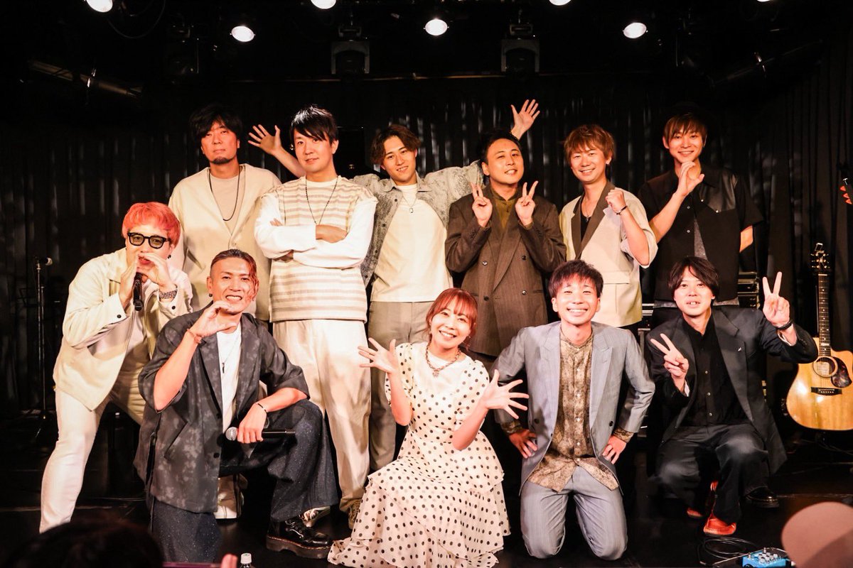 ORANGEHOUSE03's tweet photo. 明日はCooley High Harmony 30th LIVE『CHH FAMILY全員集合で決起集会や！！』

レギュラーライブでもお馴染みの
【Think so 】をカバーさせていただきました
ありがとうございました☘️

明日はいよいよクーリーさんのホールワンマン当日🔥
11:55〜茨木市　中央公園で歌って盛り上げていきます🕊️ https://t.co/5EgVWQv5Kk
