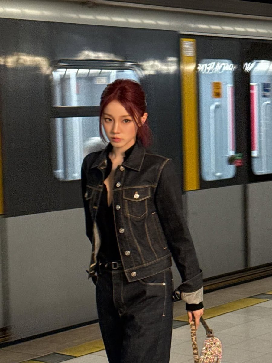 yuqidult's tweet photo. With the speeding train in the background, I took photographs wearing the identical apparel as if I were right in the middle of a movie.  ۶ৎ https://t.co/qD4TrumPwv
