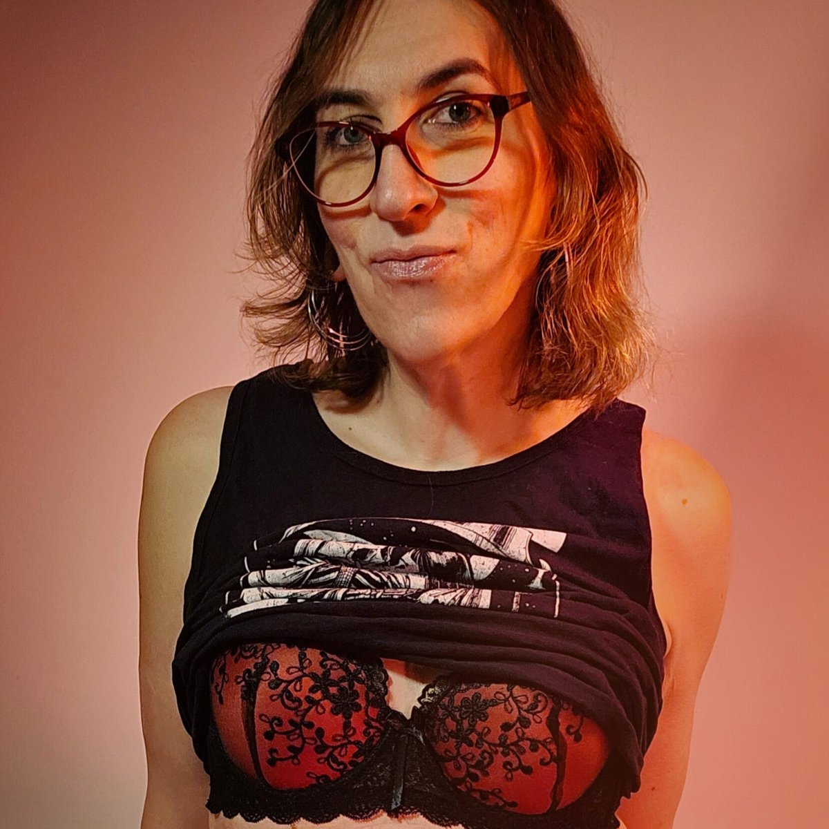 sabinefulgrim's tweet photo. Ça s'était ma tête avant ma dernière opération.
J'espère que cette 3ème opération aura un résultat plaisant.. encore quelques semaines à attendre pour voir le résultat final 🤞
#trans #trangender #transgenre https://t.co/gAMzXDLX9L