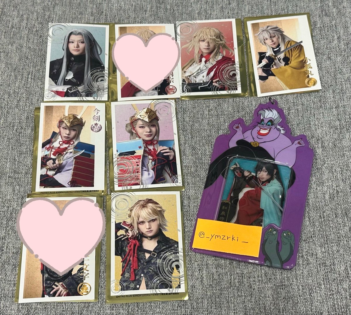 _ymzrki_'s tweet photo. 【交換】刀ミュ 月夜一縷 ランダム ふぉと 缶バッジ

【譲】小狐丸,今剣,南泉一文字,一文字則宗,姫鶴一文字
【求】ふぉとA長義
        缶バッジA,B大包平,長義
        定価

9/22現地マチソワ前後or後日大阪駅

過去作の交換も出してます
お気軽にお声掛けください!
よろしくお願いします https://t.co/eTglnBFwUD