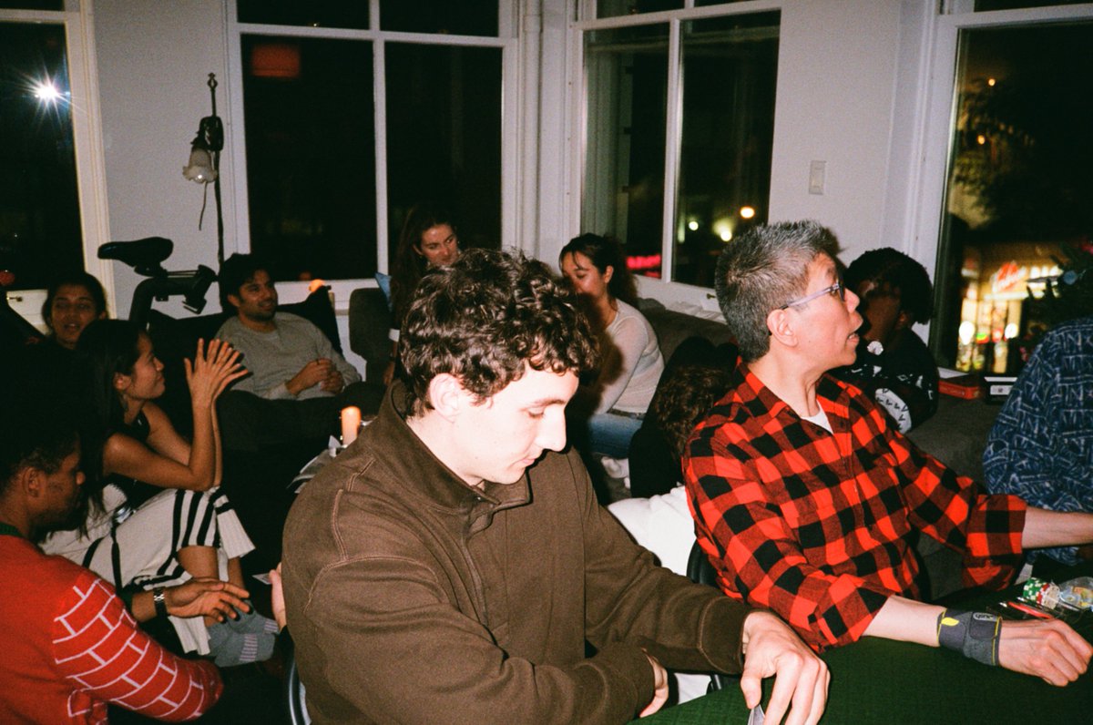 jonaasw1's tweet photo. We're putting 50 of the best founders & engineers in one room.

Thursday, 9/24. 6pm. SoHo, NYC.

Poker, chess, mahjong, cards, food + drinks. Excited to partner with Gamma and Revolut.

Our events are normally members-only. We're opening a few spots to meet prospective members - come hang!