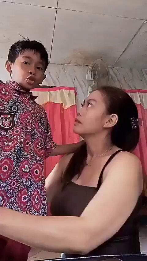 fluzks's tweet photo. keseruan_ibu_dan_anak
https://t.co/TuBSE7v8Vb https://t.co/SHnHVPZTNK