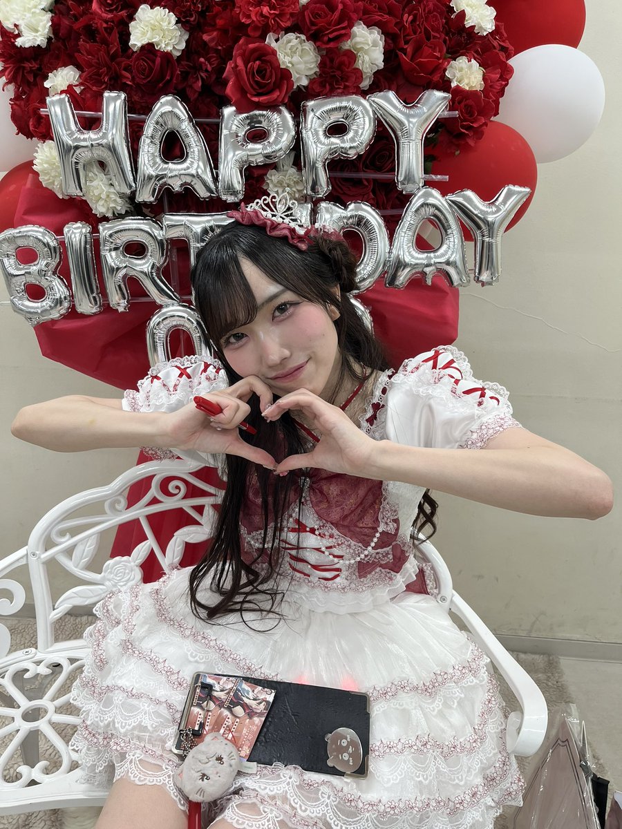 ryu_N_24's tweet photo. おとちゃん生誕楽しかったー！
幸せそうな笑顔みれてこっちまで幸せな気持ちになりました😌
ゆっくり休んでね✌️
幸せな時間をありがとう✌️ https://t.co/nXWLfSwyiM