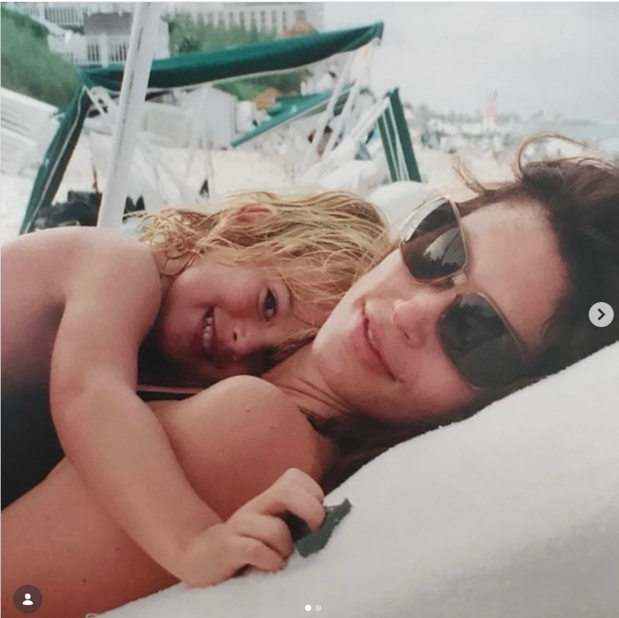 egg335374's tweet photo. Presley Gerber, spawn of Cindy Crawford and Randy Gerber, reported dead at 27.

So Presley is now officially a member of the infamous invert ''27 club''.

Ok sure 🙄

Another troon gone too soon. https://t.co/gEHYq0wOcn