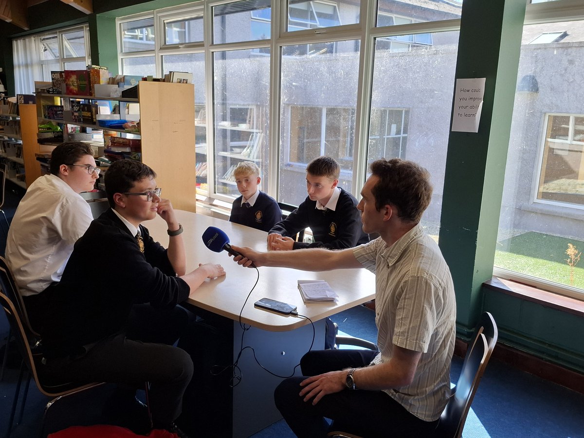 stmacartans's tweet photo. Today #ourboys had their say with @NewsonNS on the proposed EU social media ban!
Thank you to Naglis, Joseph, Eoghan and DΓ‘ithΓ Γg for their contributions!
#togetherwethrive
#learningforlife
#ourboysourcommunity https://t.co/yRWYnnKUuy