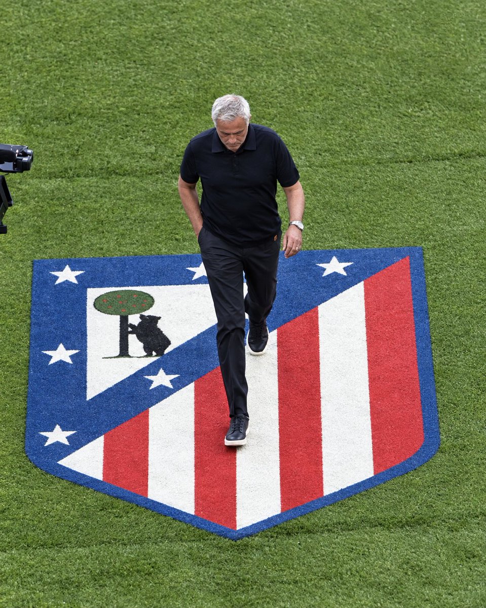 ACazorla27's tweet photo. José Mário dos Santos Mourinho Félix. https://t.co/yzwiMTUKTb