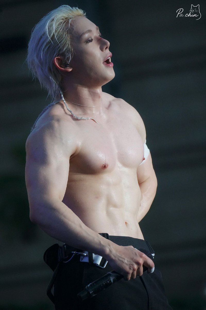 Pa_chin__'s tweet photo. WATERBOMB KAOHSIUNG 

260912

#원호 #WONHO https://t.co/2AQdFcx738