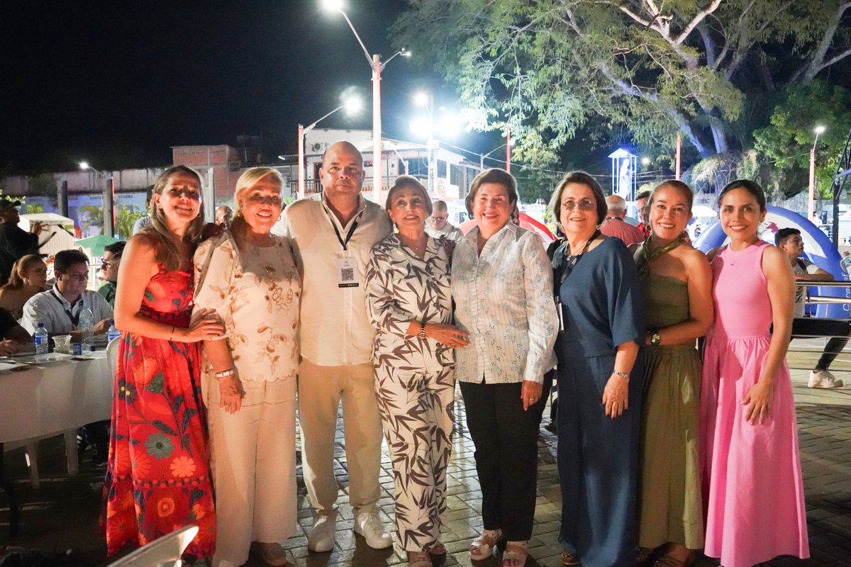 jflafaurie's tweet photo. #OrgullosamenteGanaderos 

¡Gracias a todos los asistentes al acto inaugural de ayer en el Malecón de #LaDorada (#Caldas) de la Gira Técnica Ganadera Nacional de #FEDEGÁN-FNG en el #Magdalena Medio!

En este hilo 🧵 les comparto algunas imágenes para el recuerdo...

@Fedegan 
#LlegamosATrabajar 
#ConstruyendoGanadería 
#OrgullosamenteGanaderos 
#GanaderíaSostenible 
#GiraGanaderaMagdalenaMedio 
#CambiaElChip