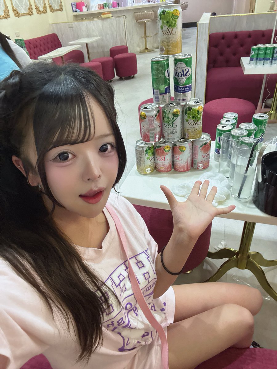pianochan06's tweet photo. ねーー嬉しい大好きありがとう😭💘
chu♡るんに来てはじめて目標達成しました😭💘💘💘💘💘㊗️㊗️㊗️
缶5個の目標が10個も飲ませてもらったの😭😭😭😭😭😭😭😭😭😭😭
ほんとに幸せ者です‼️ありがとう😭大好き😭😭😭💘💘💘これからもがんばる！！！！！ https://t.co/Pl1dGwzDAQ