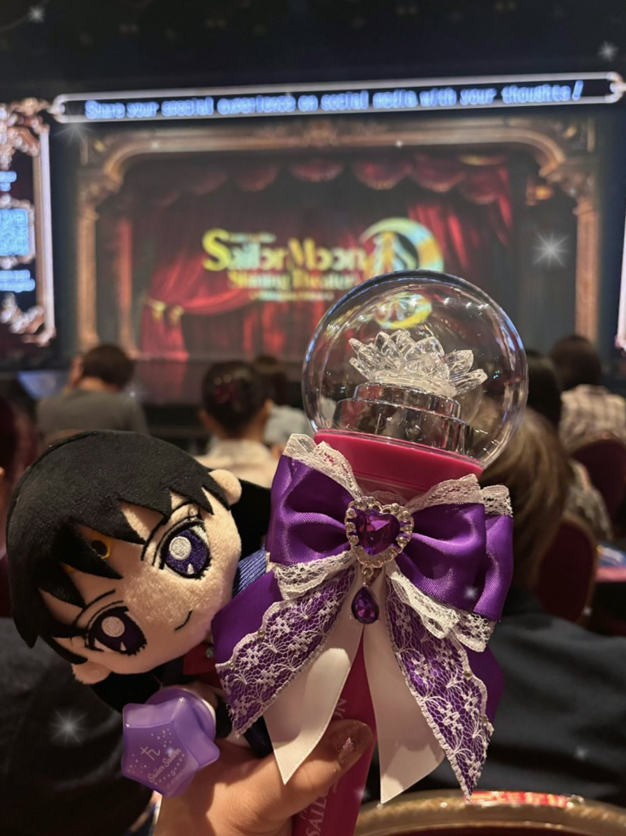 mxmoxn's tweet photo. やっとやっと……！
優花サターンに会えたよ…
ストーリー中の中でもほんとに可愛い声で、ふんわり優しくて仕草が全部可愛すぎた……😭💜
投げキッスもしてくれてまさかここでファンサくれるとは思ってなくて、可愛すぎて心臓バクバクでした…😮‍💨♡
もうぜーんぜん上手く動画撮れてなくて悲しみ https://t.co/3J3eOw4JT9