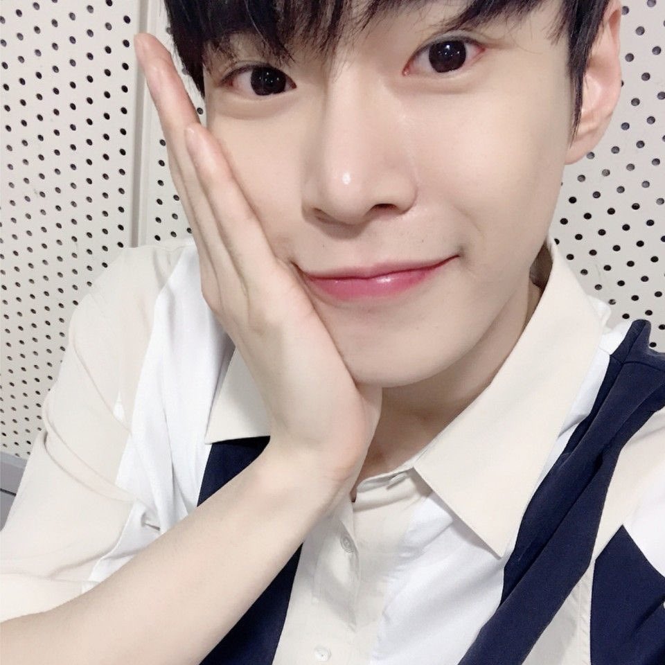 meltfeb's tweet photo. 올망졸망똘망 https://t.co/lOdd6FmDFl