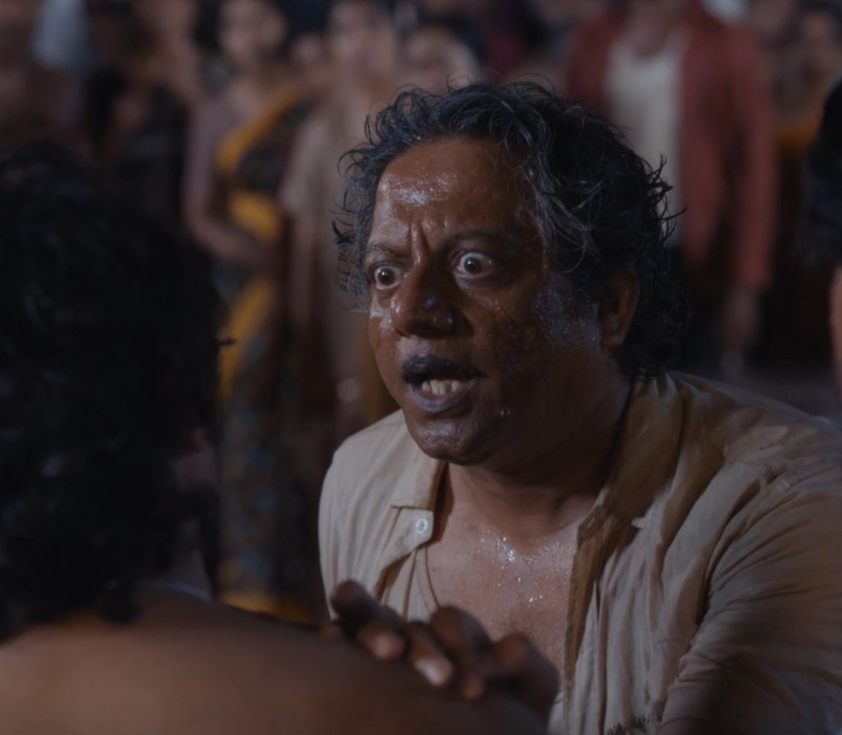 filmsandstuffs's tweet photo. If Nitish is already a relative(?) and they’re (mostly/only him) willing to marry Muthu to him, why didn’t they do it? https://t.co/eOwrQesfmB