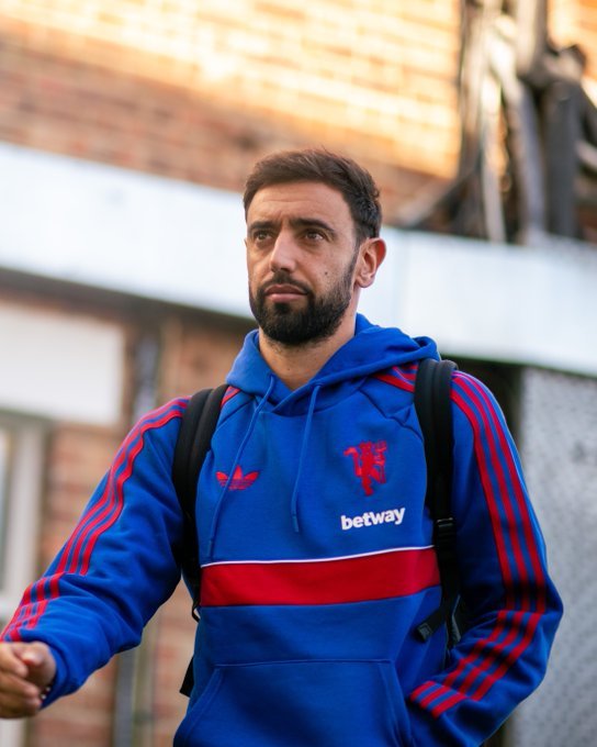 _redrama's tweet photo. 🚨📊| Bruno Fernandes passed or dribbled the ball 18 times into Fulham's penalty area yesterday, the highest total by any player in a single Premier League match this season

[@WhoScored] https://t.co/QkorFzYxfA