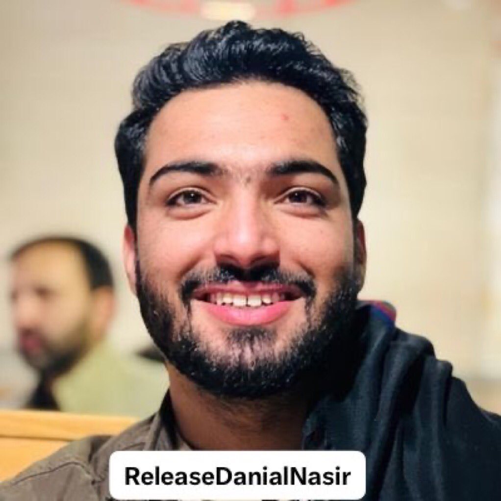 UserEnforced_Di's tweet photo. دانیال ناصر ایک نوجوان طالب علم اور گریجویٹ ہیں، جن کی گمشدگی آج بھی ایک سوال ہے۔

تعلیم خوف نہیں،امید اور محفوظ مستقبل کی علامت ہونی چاہیے۔ متعلقہ اداروں سے ان کی محفوظ اور فوری بازیابی کی پُرزور اپیل ہے۔
#ReleaseDanialNasir #SaveBalochStudent
@BBCUrdu https://t.co/fPiEXaerMa