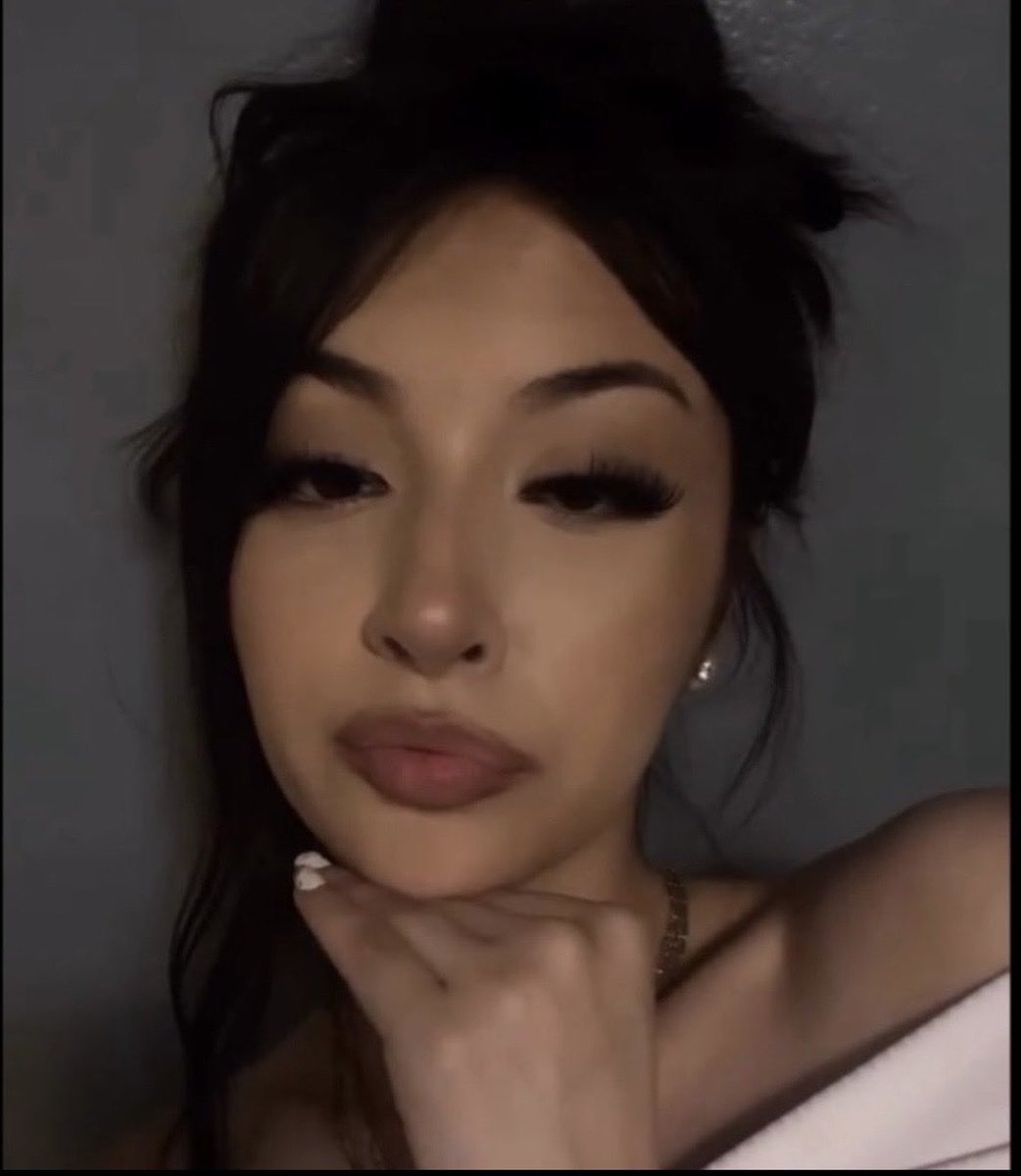 AaleahIniguez's tweet photo. feeding more nutty face pics from my fav hot irl latina aleah for tribss dm😩 https://t.co/3ZcebHA6kw