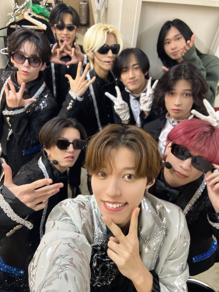 sase_kiyotaka's tweet photo. 佐瀬清隆とは、を体現したライブを作りました

きよ推しも他のメンバーの推しも楽しめる、最前も最後列も関係なく全員にありがとうと幸せを届けようって思って
大好きなエンターテイメントを詰め込みました！💚

文章じゃ伝えきれないから、今日のライブで全部全部置いてきたよ

本当に今日までありがとう！

#ごめミュ 
#ワンスタ