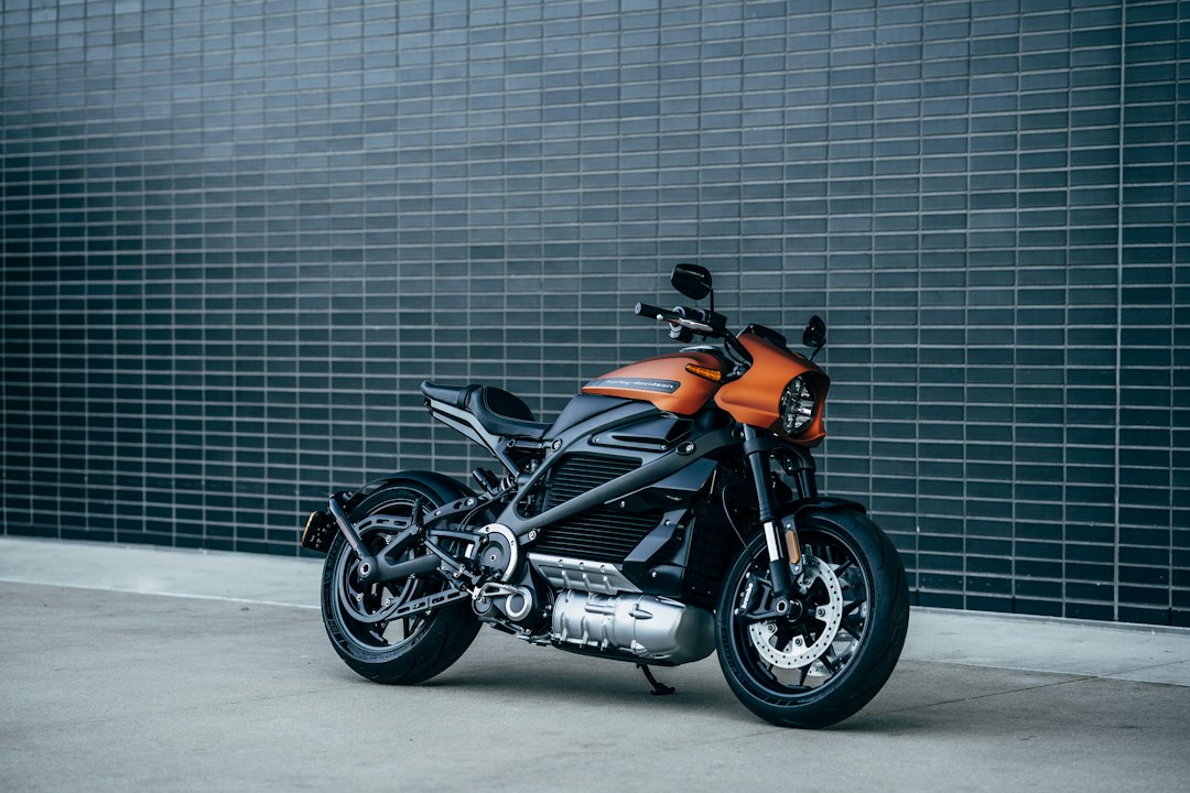 Chopper_Threads's tweet photo. Garage light or open road?
Drop a 🔧 or a 🛣.
Either way — chrome stays honest.
#ChopperThreads https://t.co/3WaScJuKNb