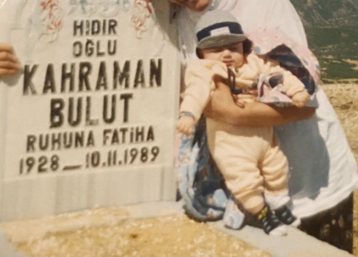 kibariyeceylan's tweet photo. 2 aylikken bizim face card https://t.co/a15TOQ73t9