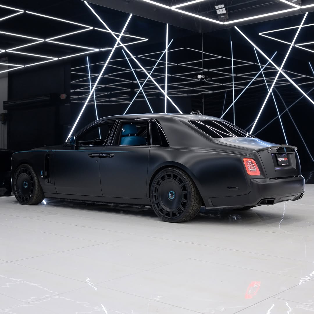 Venosier's tweet photo. ROLLS-ROYCE PHANTOM by MANSORY https://t.co/EXRQdvdVwe