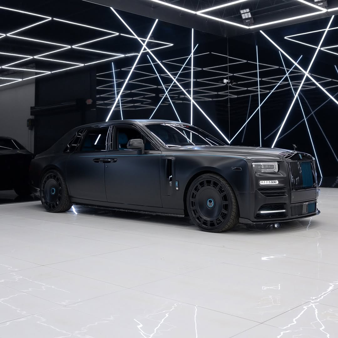 Venosier's tweet photo. ROLLS-ROYCE PHANTOM by MANSORY https://t.co/EXRQdvdVwe