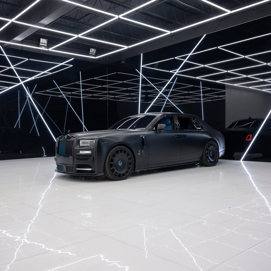 Venosier's tweet photo. ROLLS-ROYCE PHANTOM by MANSORY https://t.co/EXRQdvdVwe
