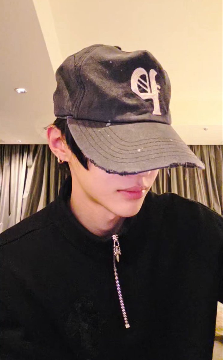 binnibabe's tweet photo. สิ่งแรกที่กุจะถามผู้ชายคนนี้เลยคือ คิดยังไงกับเค้าอะ 🥺 https://t.co/WvRfV7kv8D
