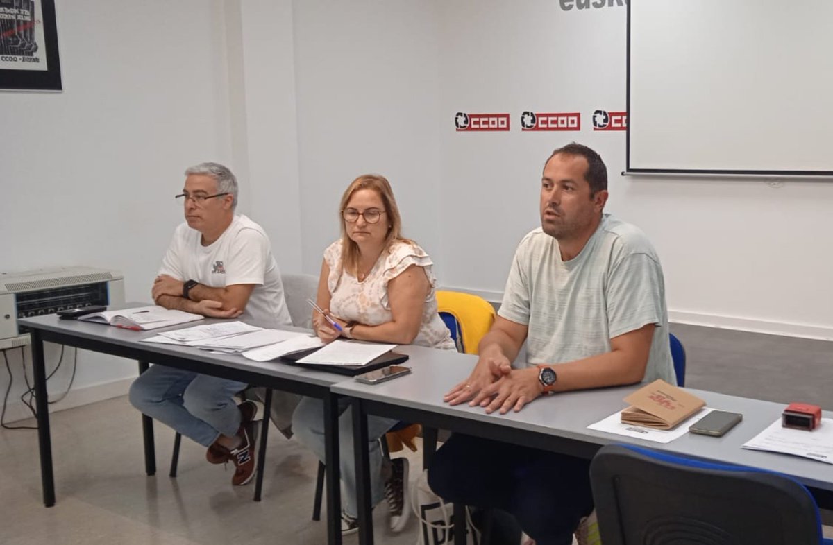 CCOOindustria's tweet photo. 🔴BIZKAIKO METALA🔴
▪️Hasi ditugu jada eskualdeka Bizkaiko metalgintzako asanbladak!
🔻Compromiso, organización y mucha solidaridad para conquistar un convenio que actualice derechos!
💪Gora metalgintzako langileak!
Hona hemen Bilbo eta Ezkerraldeko argazki batzuk👇 https://t.co/gPWVwKfrb7