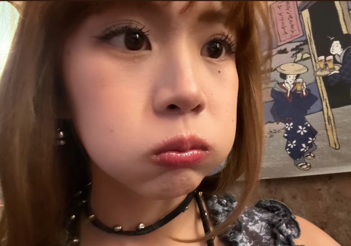 maloizkilvr's tweet photo. she's so cute please 😭🤏🏻 https://t.co/TTo9y26k9A