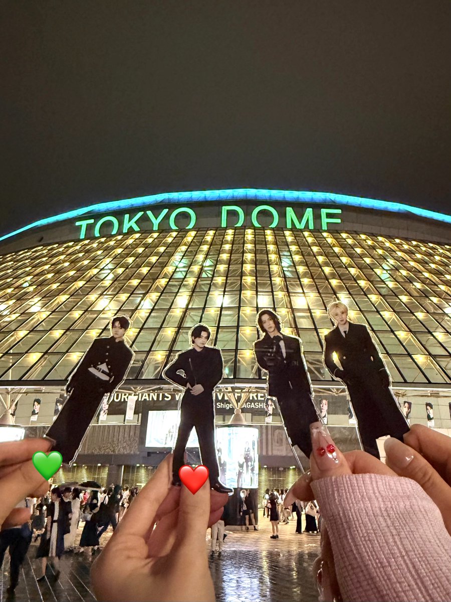 babyrinyanko's tweet photo. りーくん初単独東京ドームおめでとう🏟️💙
そして、東京ドームに連れてきてくれてありがとう！
5年って本当にあっという間なんだなって思ったし、ずっと理人のそばにいてよかったって心から思った！
いつまでも理人のことを見守り続けていくから、理人らしさを忘れず理人のペースで頑張ってね👊🏻
これからもずっっっと大好きだよ🐱💕
리히토 따랑해