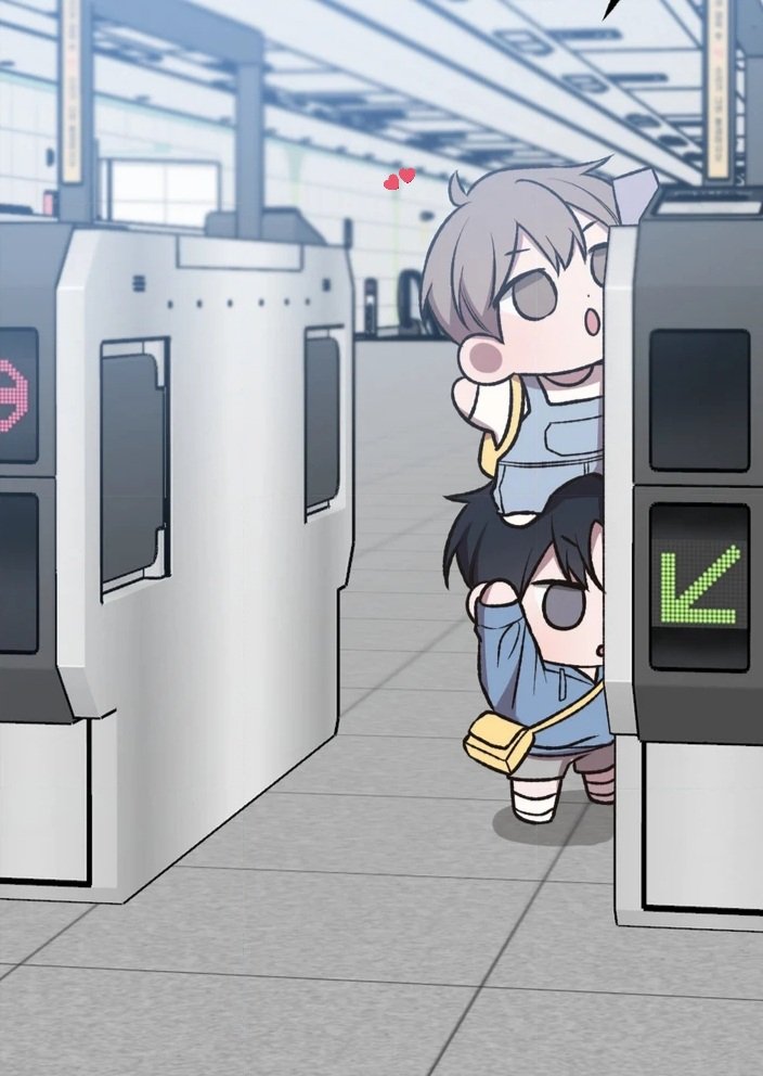 puddingmelons's tweet photo. i'm crying 🥹😭 little yeodan and jaewon struggling to tap a card at the subway gate even with the height of the 2 of them combined 😖😭🤲 and ending up with little bumps on their heads 🤕😢💔 
they're so CUTE 😭😭 i missed them so much 🥹😭💙🤍 https://t.co/YE2mdNHa6p